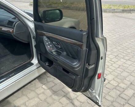 Сірий БМВ 7 Серія, об'ємом двигуна 2.5 л та пробігом 430 тис. км за 5950 $, фото 9 на Automoto.ua