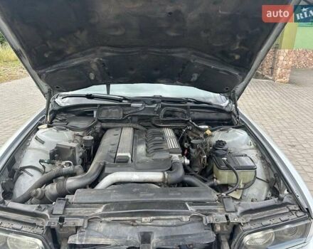 Сірий БМВ 7 Серія, об'ємом двигуна 2.5 л та пробігом 430 тис. км за 5950 $, фото 2 на Automoto.ua