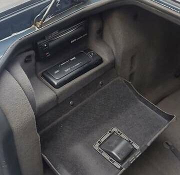 Серый БМВ 7 Серия, объемом двигателя 2.5 л и пробегом 426 тыс. км за 4800 $, фото 18 на Automoto.ua