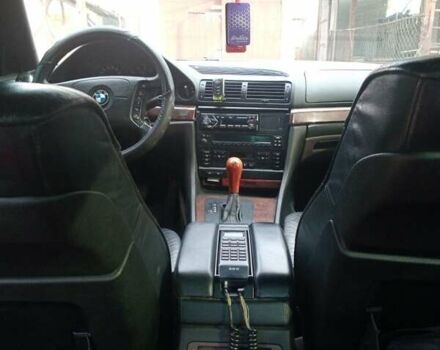 Серый БМВ 7 Серия, объемом двигателя 3.5 л и пробегом 300 тыс. км за 3500 $, фото 6 на Automoto.ua