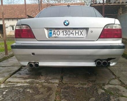 Серый БМВ 7 Серия, объемом двигателя 3.5 л и пробегом 300 тыс. км за 3500 $, фото 4 на Automoto.ua