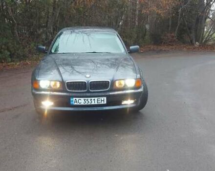 Серый БМВ 7 Серия, объемом двигателя 2.5 л и пробегом 426 тыс. км за 4800 $, фото 3 на Automoto.ua