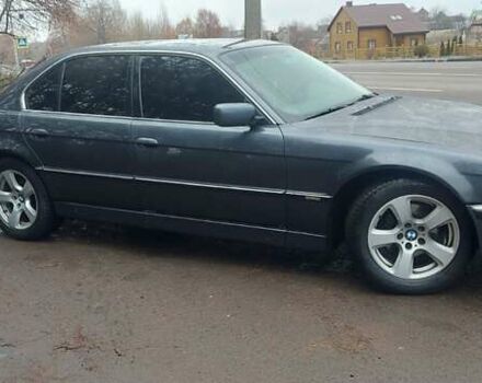 Серый БМВ 7 Серия, объемом двигателя 2.5 л и пробегом 426 тыс. км за 4800 $, фото 5 на Automoto.ua