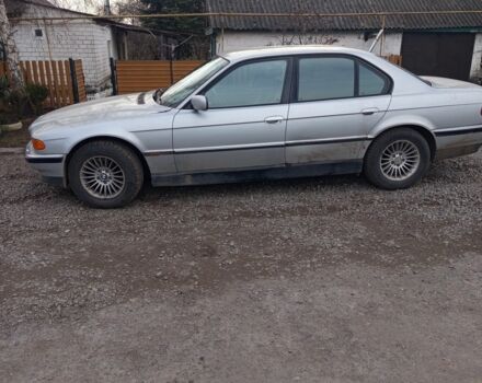 Серый БМВ 7 Серия, объемом двигателя 5.4 л и пробегом 306 тыс. км за 3500 $, фото 2 на Automoto.ua