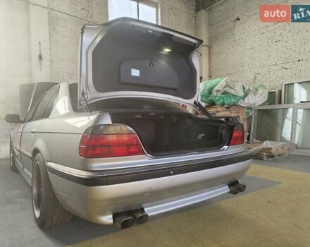 Сірий БМВ 7 Серія, об'ємом двигуна 3.5 л та пробігом 401 тис. км за 13000 $, фото 61 на Automoto.ua