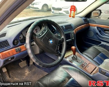 Серый БМВ 7 Серия, объемом двигателя 3.5 л и пробегом 287 тыс. км за 3000 $, фото 7 на Automoto.ua