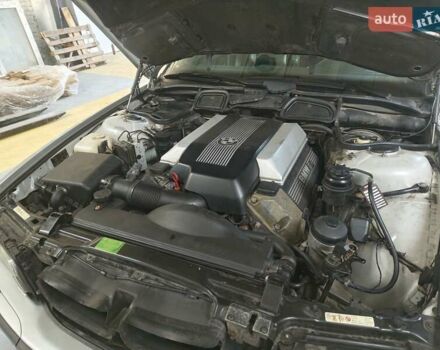 Сірий БМВ 7 Серія, об'ємом двигуна 3.5 л та пробігом 401 тис. км за 13000 $, фото 16 на Automoto.ua