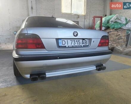 Сірий БМВ 7 Серія, об'ємом двигуна 3.5 л та пробігом 401 тис. км за 13000 $, фото 57 на Automoto.ua