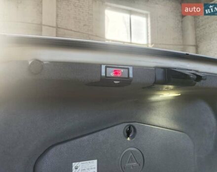 Сірий БМВ 7 Серія, об'ємом двигуна 3.5 л та пробігом 401 тис. км за 13000 $, фото 58 на Automoto.ua