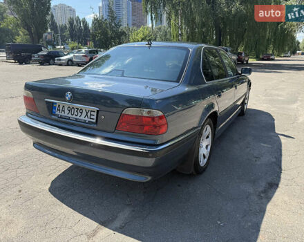 Серый БМВ 7 Серия, объемом двигателя 4.4 л и пробегом 468 тыс. км за 7900 $, фото 3 на Automoto.ua