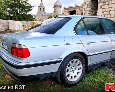 Серый БМВ 7 Серия, объемом двигателя 4.4 л и пробегом 250 тыс. км за 4500 $, фото 3 на Automoto.ua