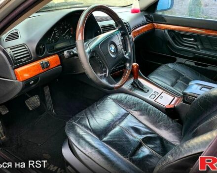 Серый БМВ 7 Серия, объемом двигателя 4.4 л и пробегом 250 тыс. км за 4500 $, фото 5 на Automoto.ua