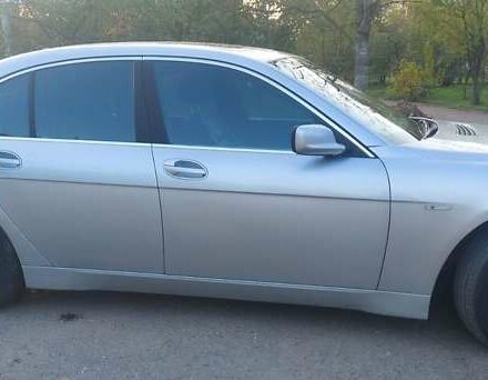 Сірий БМВ 7 Серія, об'ємом двигуна 4.4 л та пробігом 200 тис. км за 7300 $, фото 5 на Automoto.ua