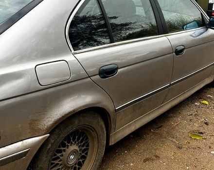 Серый БМВ 7 Серия, объемом двигателя 2.5 л и пробегом 441 тыс. км за 1800 $, фото 4 на Automoto.ua