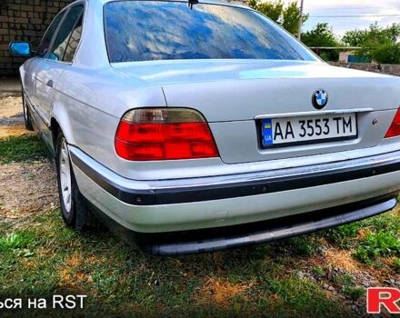 Серый БМВ 7 Серия, объемом двигателя 4.4 л и пробегом 250 тыс. км за 4500 $, фото 2 на Automoto.ua