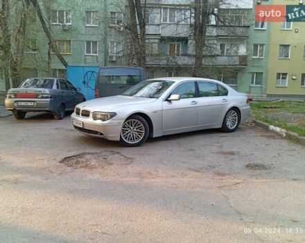 Серый БМВ 7 Серия, объемом двигателя 4.4 л и пробегом 250 тыс. км за 3500 $, фото 5 на Automoto.ua