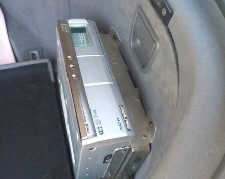 Серый БМВ 7 Серия, объемом двигателя 4.4 л и пробегом 302 тыс. км за 7600 $, фото 9 на Automoto.ua