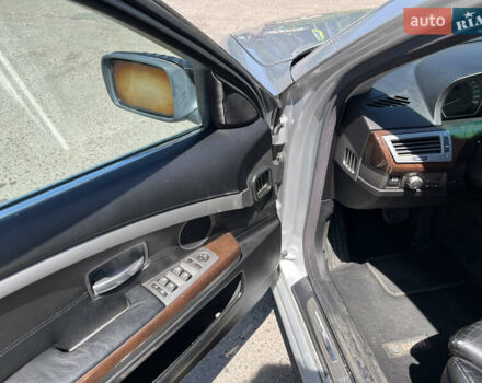 Серый БМВ 7 Серия, объемом двигателя 3.9 л и пробегом 360 тыс. км за 6700 $, фото 13 на Automoto.ua