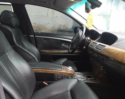 Серый БМВ 7 Серия, объемом двигателя 4.4 л и пробегом 300 тыс. км за 6000 $, фото 11 на Automoto.ua