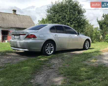 Серый БМВ 7 Серия, объемом двигателя 4.4 л и пробегом 420 тыс. км за 5200 $, фото 3 на Automoto.ua