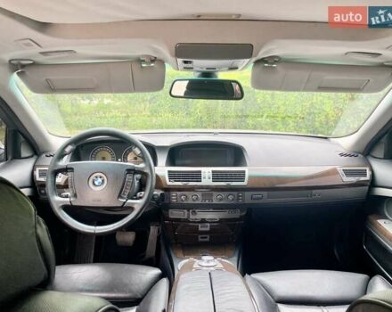 Серый БМВ 7 Серия, объемом двигателя 4.4 л и пробегом 224 тыс. км за 6800 $, фото 4 на Automoto.ua