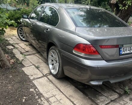 Серый БМВ 7 Серия, объемом двигателя 4.4 л и пробегом 285 тыс. км за 7100 $, фото 1 на Automoto.ua