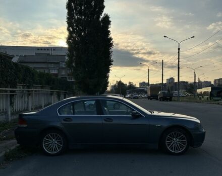 Серый БМВ 7 Серия, объемом двигателя 3 л и пробегом 378 тыс. км за 3500 $, фото 2 на Automoto.ua