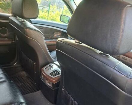 Серый БМВ 7 Серия, объемом двигателя 2.99 л и пробегом 397 тыс. км за 6800 $, фото 11 на Automoto.ua