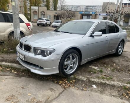 Серый БМВ 7 Серия, объемом двигателя 4.4 л и пробегом 300 тыс. км за 6500 $, фото 1 на Automoto.ua