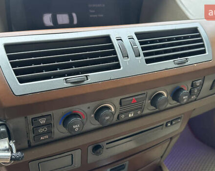 Серый БМВ 7 Серия, объемом двигателя 2.99 л и пробегом 311 тыс. км за 5500 $, фото 27 на Automoto.ua