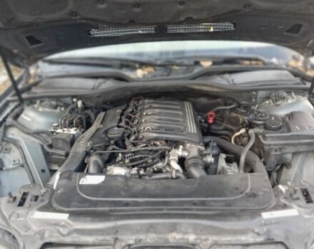 Серый БМВ 7 Серия, объемом двигателя 3 л и пробегом 320 тыс. км за 6200 $, фото 18 на Automoto.ua