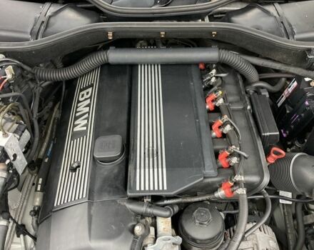 Серый БМВ 7 Серия, объемом двигателя 3 л и пробегом 391 тыс. км за 3600 $, фото 5 на Automoto.ua