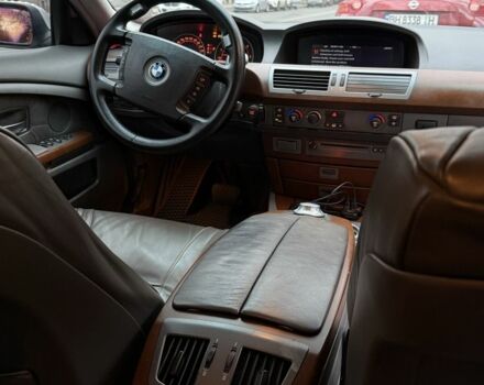 Серый БМВ 7 Серия, объемом двигателя 3 л и пробегом 305 тыс. км за 5800 $, фото 6 на Automoto.ua
