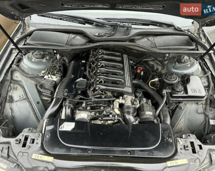 Серый БМВ 7 Серия, объемом двигателя 2.99 л и пробегом 311 тыс. км за 5500 $, фото 17 на Automoto.ua