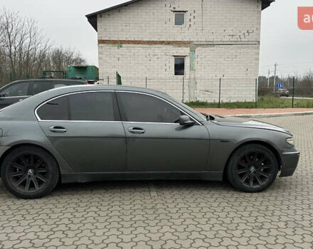 Серый БМВ 7 Серия, объемом двигателя 2.99 л и пробегом 311 тыс. км за 5500 $, фото 3 на Automoto.ua