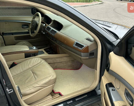 Серый БМВ 7 Серия, объемом двигателя 2.99 л и пробегом 311 тыс. км за 5500 $, фото 26 на Automoto.ua