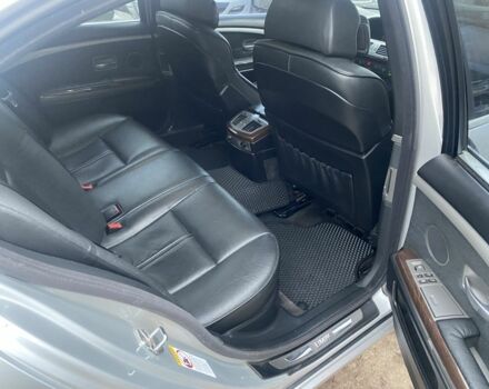 Серый БМВ 7 Серия, объемом двигателя 4.4 л и пробегом 300 тыс. км за 6500 $, фото 7 на Automoto.ua