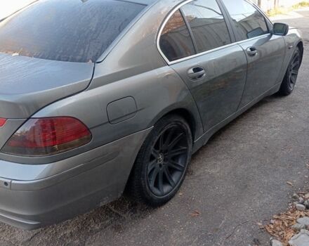 Серый БМВ 7 Серия, объемом двигателя 3 л и пробегом 320 тыс. км за 6200 $, фото 3 на Automoto.ua