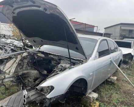 Серый БМВ 7 Серия, объемом двигателя 4.5 л и пробегом 140 тыс. км за 1000 $, фото 3 на Automoto.ua