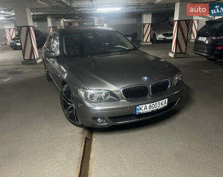 Серый БМВ 7 Серия, объемом двигателя 3 л и пробегом 267 тыс. км за 11500 $, фото 1 на Automoto.ua