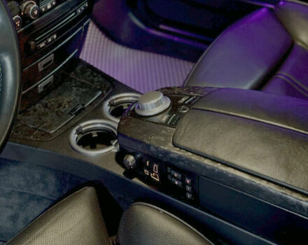 Сірий БМВ 7 Серія, об'ємом двигуна 4 л та пробігом 391 тис. км за 7500 $, фото 18 на Automoto.ua