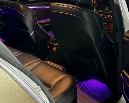 Сірий БМВ 7 Серія, об'ємом двигуна 4 л та пробігом 391 тис. км за 7500 $, фото 16 на Automoto.ua