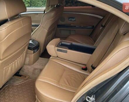 Серый БМВ 7 Серия, объемом двигателя 3 л и пробегом 323 тыс. км за 10300 $, фото 15 на Automoto.ua