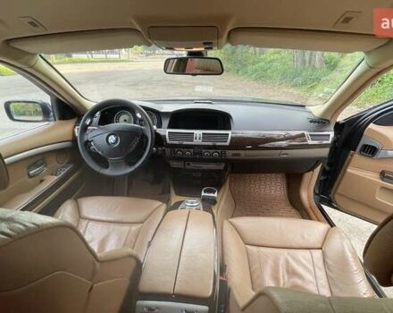 Серый БМВ 7 Серия, объемом двигателя 3 л и пробегом 323 тыс. км за 10300 $, фото 17 на Automoto.ua
