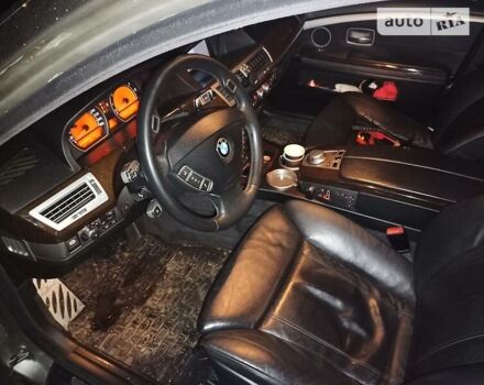 Серый БМВ 7 Серия, объемом двигателя 4 л и пробегом 227 тыс. км за 12950 $, фото 10 на Automoto.ua
