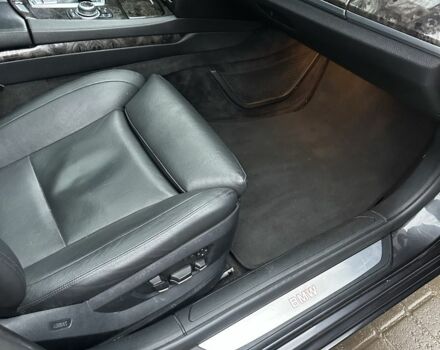 Серый БМВ 7 Серия, объемом двигателя 3 л и пробегом 308 тыс. км за 16500 $, фото 4 на Automoto.ua