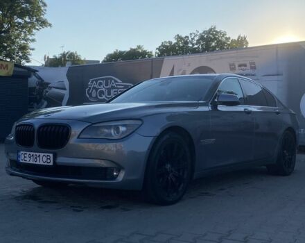 Серый БМВ 7 Серия, объемом двигателя 3 л и пробегом 300 тыс. км за 14000 $, фото 1 на Automoto.ua