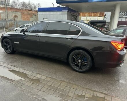 Серый БМВ 7 Серия, объемом двигателя 3 л и пробегом 308 тыс. км за 16500 $, фото 2 на Automoto.ua