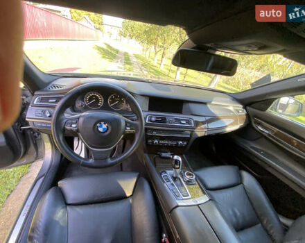 Серый БМВ 7 Серия, объемом двигателя 2.99 л и пробегом 300 тыс. км за 13500 $, фото 4 на Automoto.ua