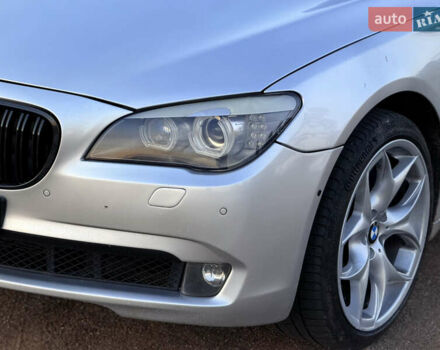 Серый БМВ 7 Серия, объемом двигателя 2.98 л и пробегом 343 тыс. км за 11500 $, фото 4 на Automoto.ua